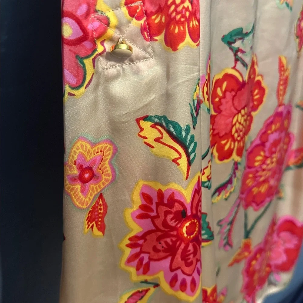 Jones New York woman camel Floral silky Blouse - Picture 6 of 8